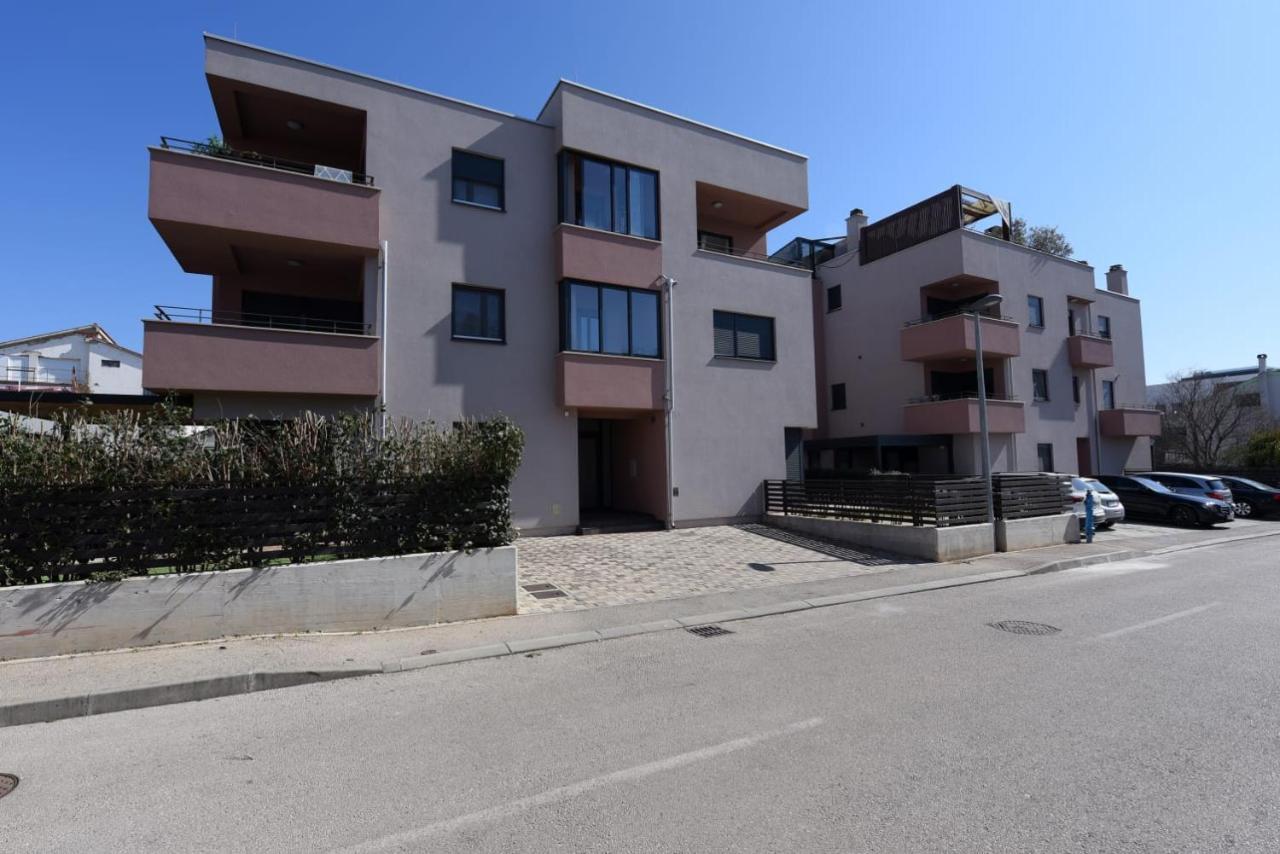 ザダルNovi Apartman Frankaアパートメント エクステリア 写真